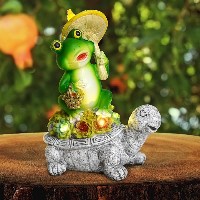 Solar Garden Statue Outdoor Frog Decor-Cute Frog Figurines Turtles Statue, Birthday Gift for Grandma Lawn Decor Garden Animal Statue for Patio, Yard, Lawn Ornament,Gardening Gifts for Mom