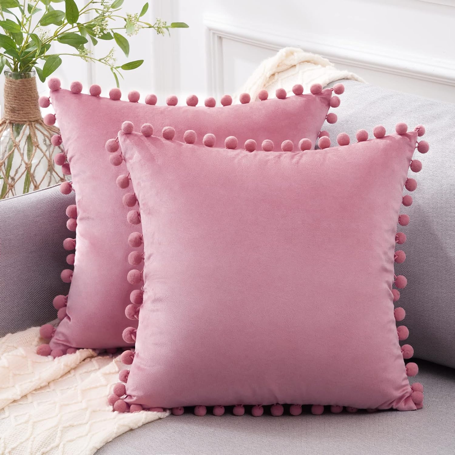  Top Finel Valentines Day Pink Decorative Throw Pillow Covers 18x18 Set of 2 Couch Pillow Covers Square Pillows Soft Velvet Cushion Covers for Bedroom Living Room Spring Cute Aesthetic Home Decor 