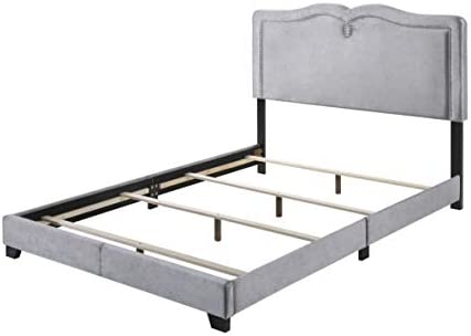 Acme Reuben Queen Bed in Gray Velvet