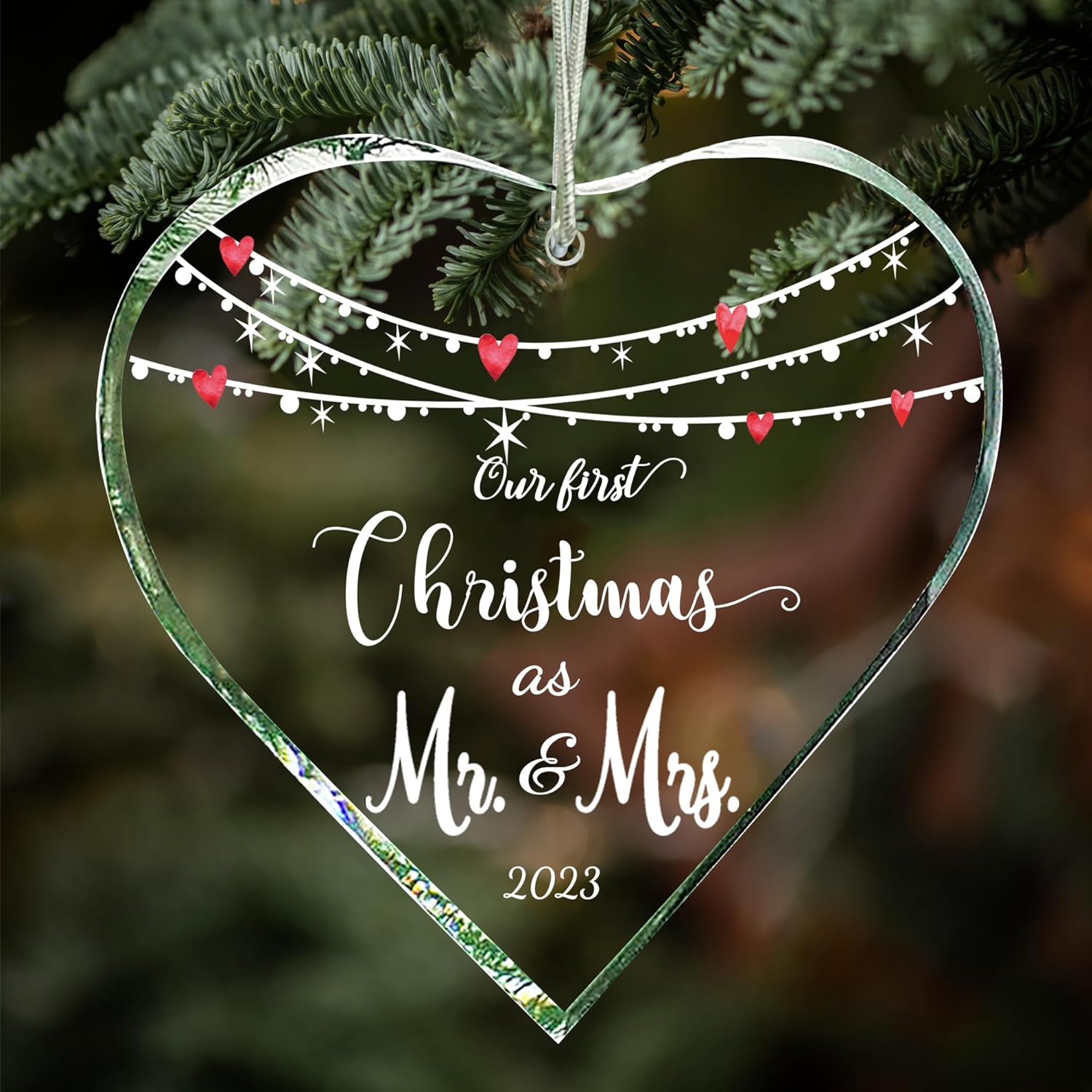 Wedding Gifts, Bridal Shower Gift, Christmas Decorations, First Christmas Married Ornaments 2023, Mr and Mrs Gifts, Wedding Gifts for Couples Unique 2023, Keepsake Bridal Gifts (Heart Mr Mrs)