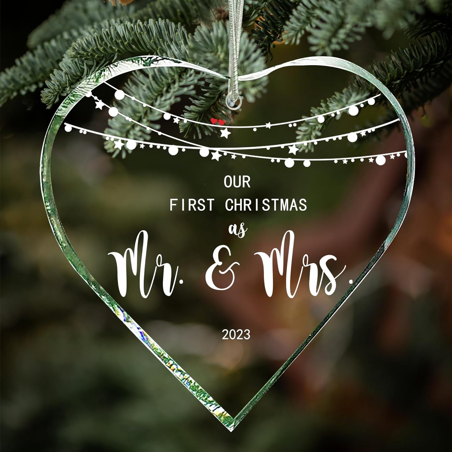 Christmas Ornament, Wedding Gifts, First Christmas Married Ornaments 2023, Bridal Shower Gift, Mr and Mrs Gifts, Christmas Tree Decoration Newlywed (Light Mr Mrs)