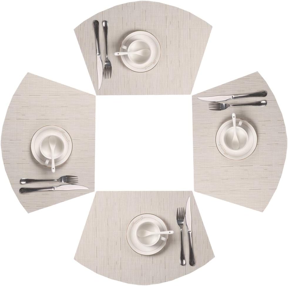 SHACOS Placemats for Round Table Set of 4 Wedge Shaped Placemats Heat Resistant Woven Vinyl PVC Table Mats Wipeable (4, Beige)