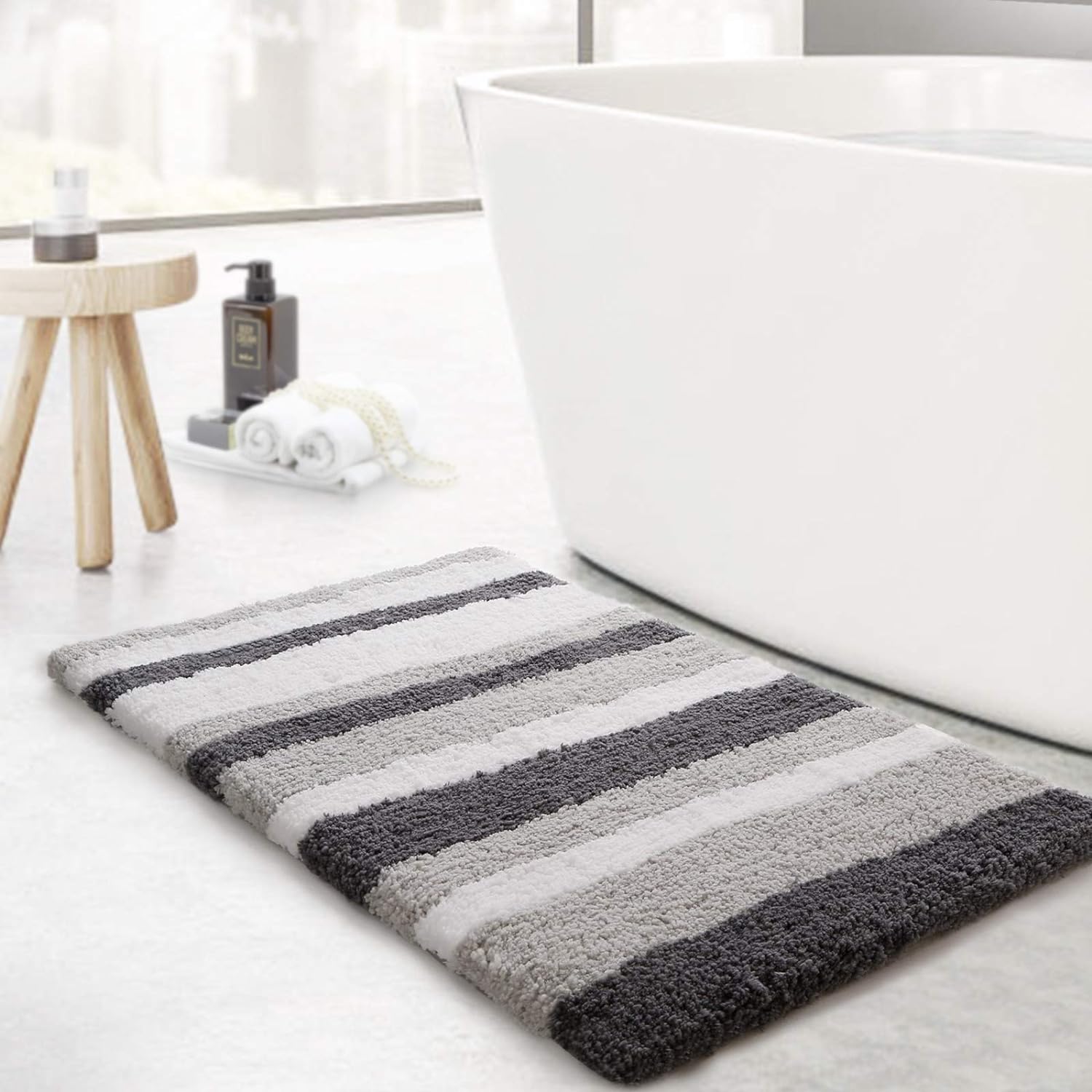 KMAT Luxury Bathroom Rugs Bath Mat,32in x20in, Non-Slip Fluffy Soft Plush Microfiber Shower Carpet Rug, Machine Washable Quick Dry Ultra Shaggy Bath Mats for Tub, Bathroom and Shower, White-Grey