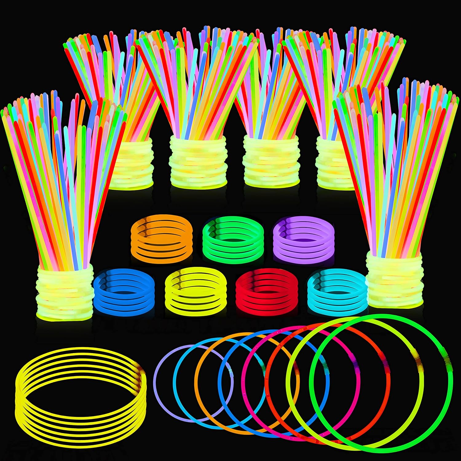 JOYIN Glow Sticks, 100 Pcs Long Glow Necklaces 22 Inches, 200 Pcs 8 Inches Glow Necklaces Bulk with 300 Pcs Connectors, Glow in The Dark Party Supplies, Neon Light Up, Halloween Party Supplies