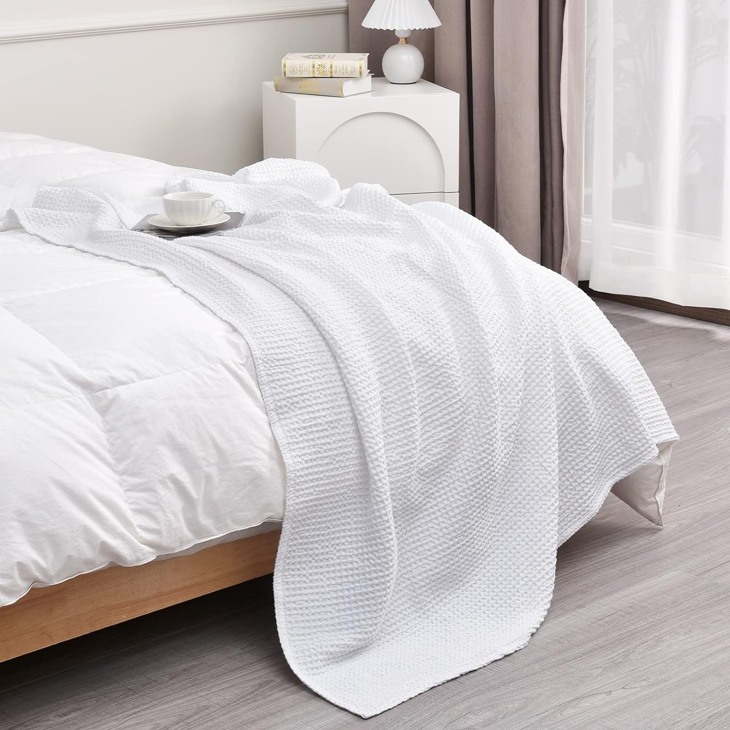 PHF 100% Cotton Waffle Weave Throw Blanket 50 x 60-Lightweight Washed Soft Breathable Blanket for Adults and Kids-Perfect Blanket Layer for Couch Bed Sofa-Elegant Home Decoration- White