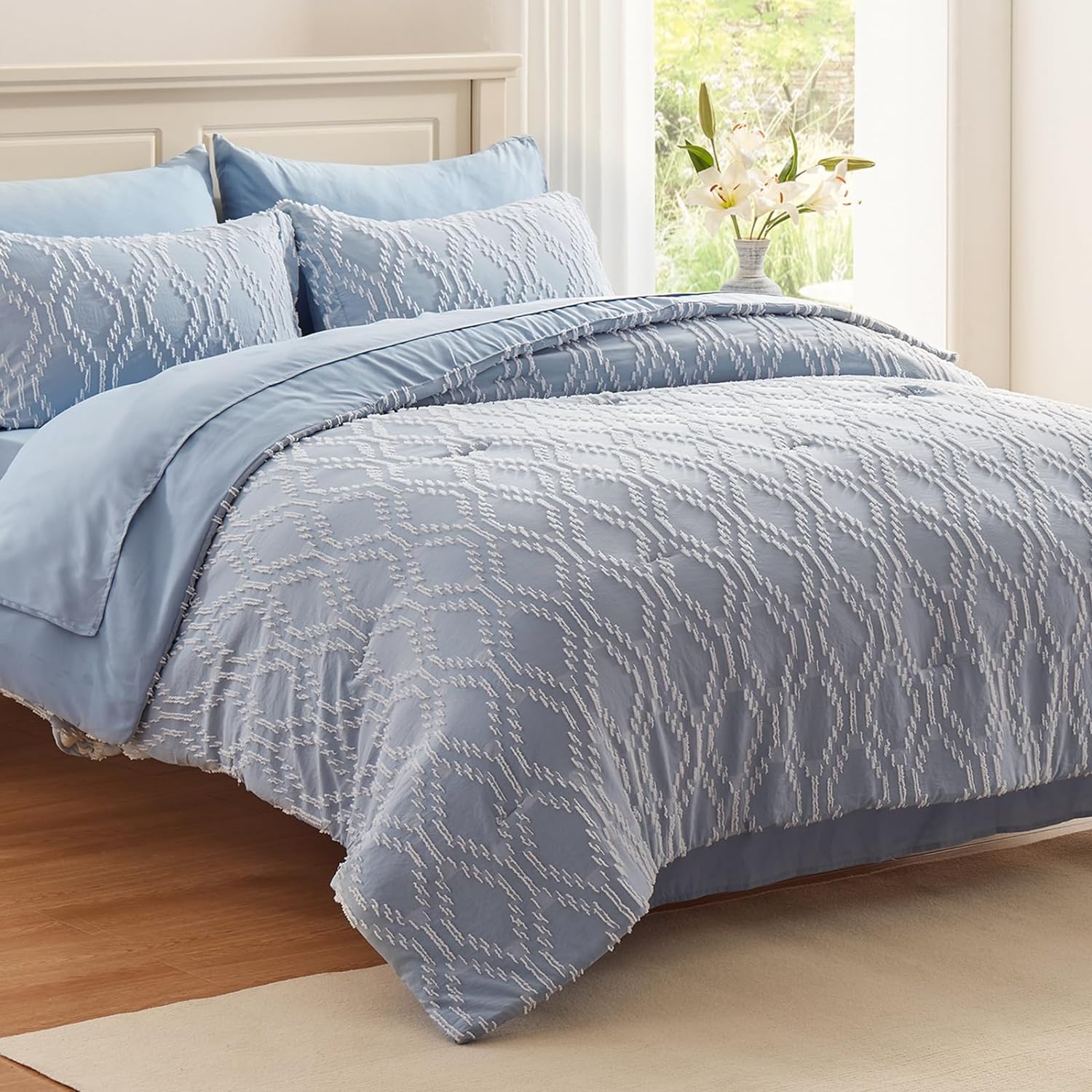 Emme 10 store piece comforter set