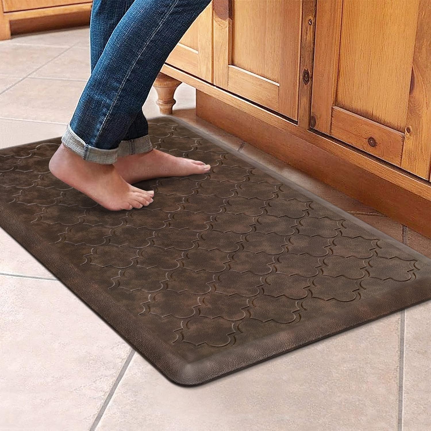 WISELIFE Kitchen Mat Cushioned Anti Fatigue Floor Mat,17.3x28, Thick Non Slip Waterproof Kitchen Rugs and Mats,Heavy Duty Foam Standing Mat for Kitchen,Floor,Home,Desk,Sink, Brown