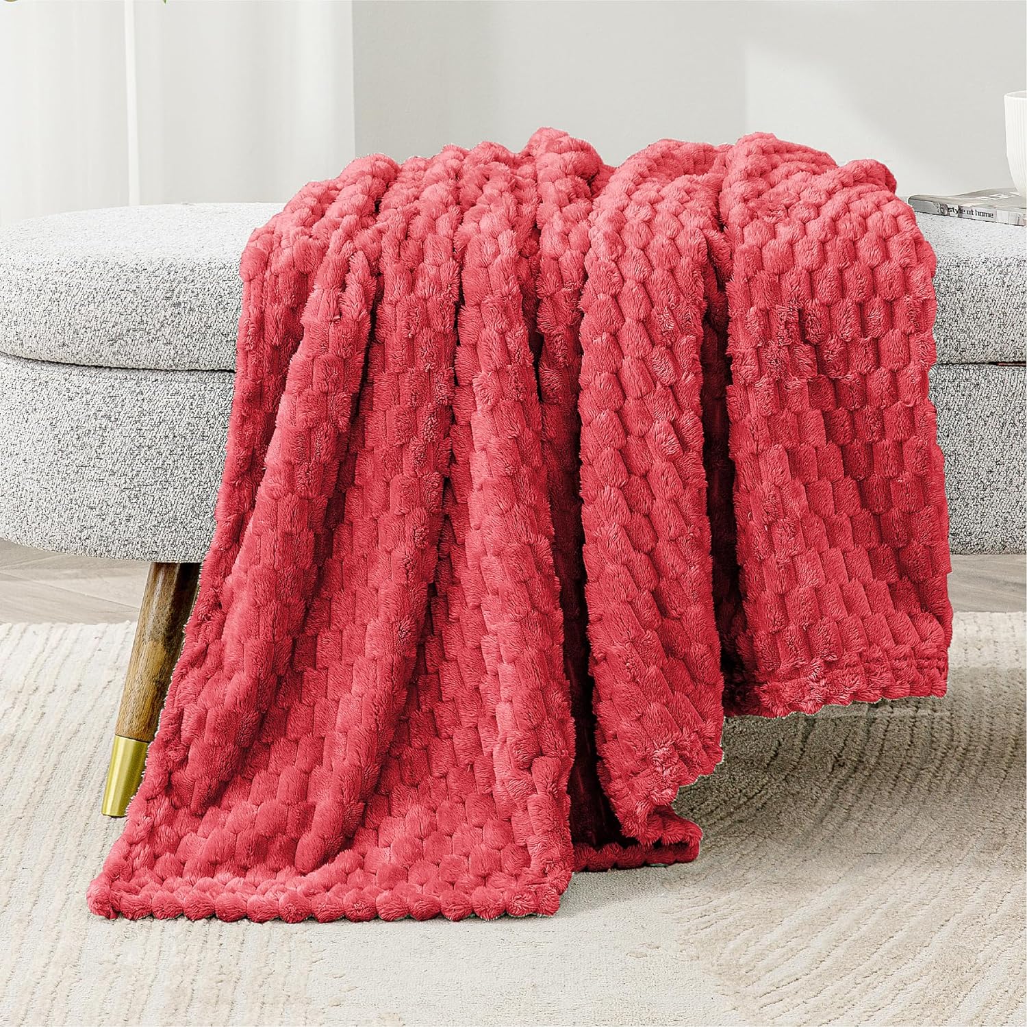 BEDELITE Fleece Twin Blanket for Couch & Bed - 3D Jacquard Decorative Red Blanket, Super Soft and Cozy Warm Fuzzy Blanket for Winter, 50x60Inches