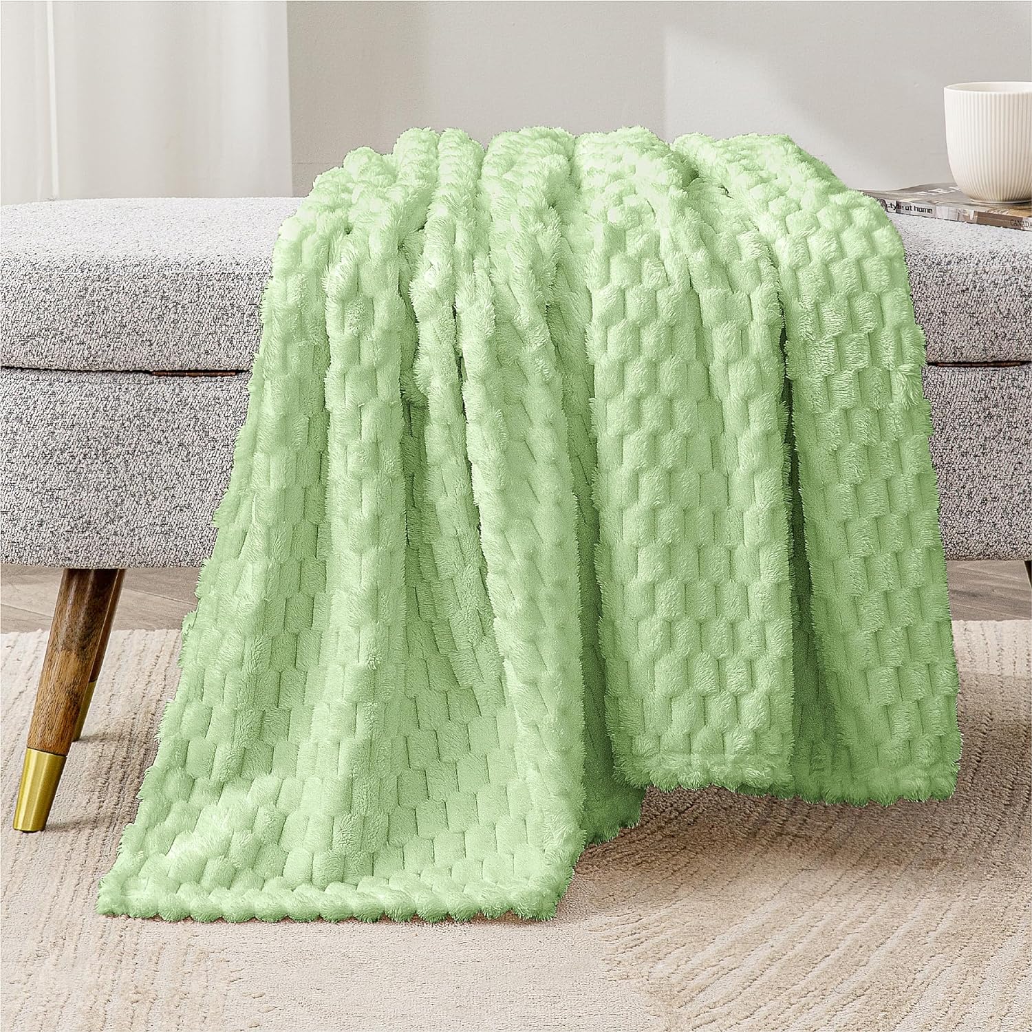 BEDELITE Fleece Twin Blanket for Couch & Bed - 3D Jacquard Decorative Sage Green Blanket, Super Soft and Cozy Warm Fuzzy Blanket for Winter, 50x60Inches