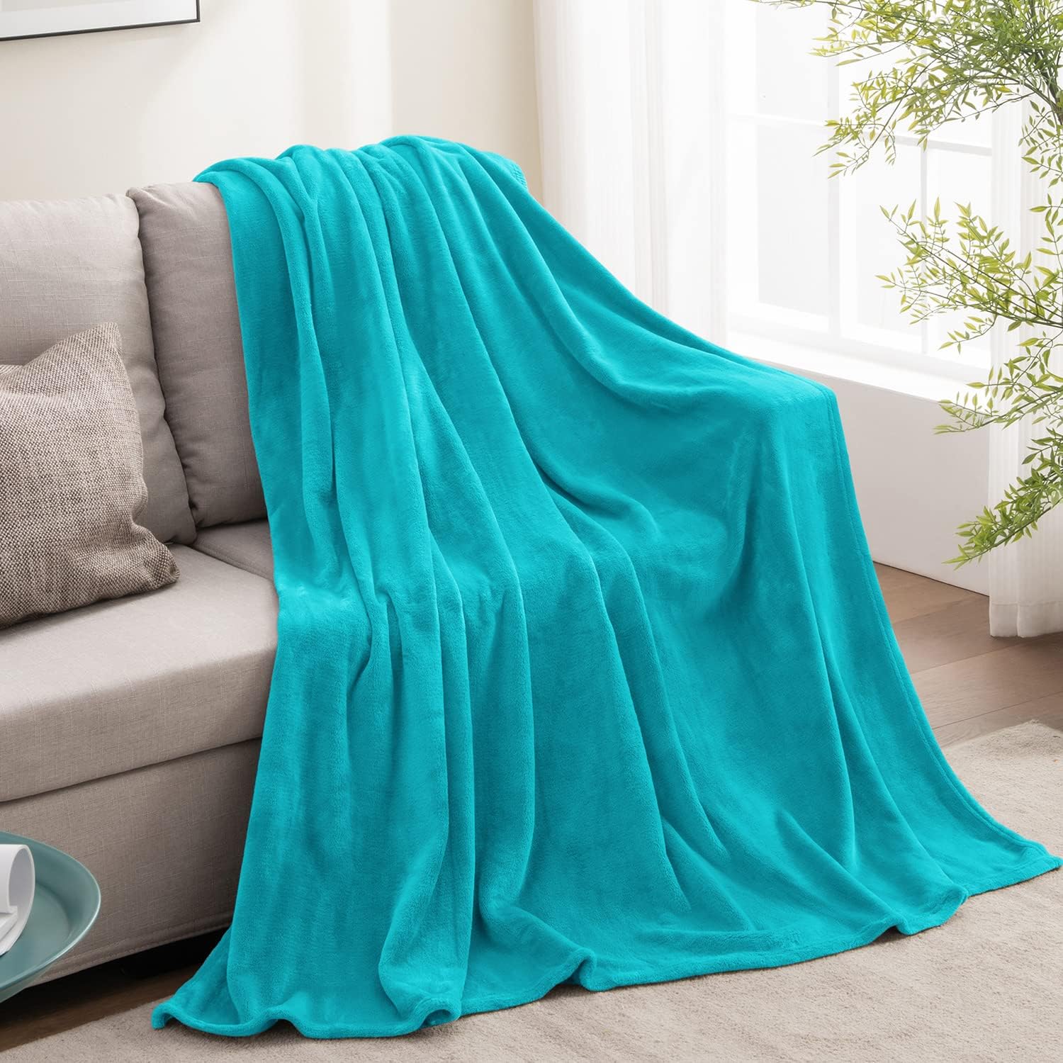 BEDELITE Fleece Blankets Twin Size Teal Throw Blankets for Couch & Bed, Plush Cozy Fuzzy Blanket, Super Soft & Warm Blankets for Spring and Summer