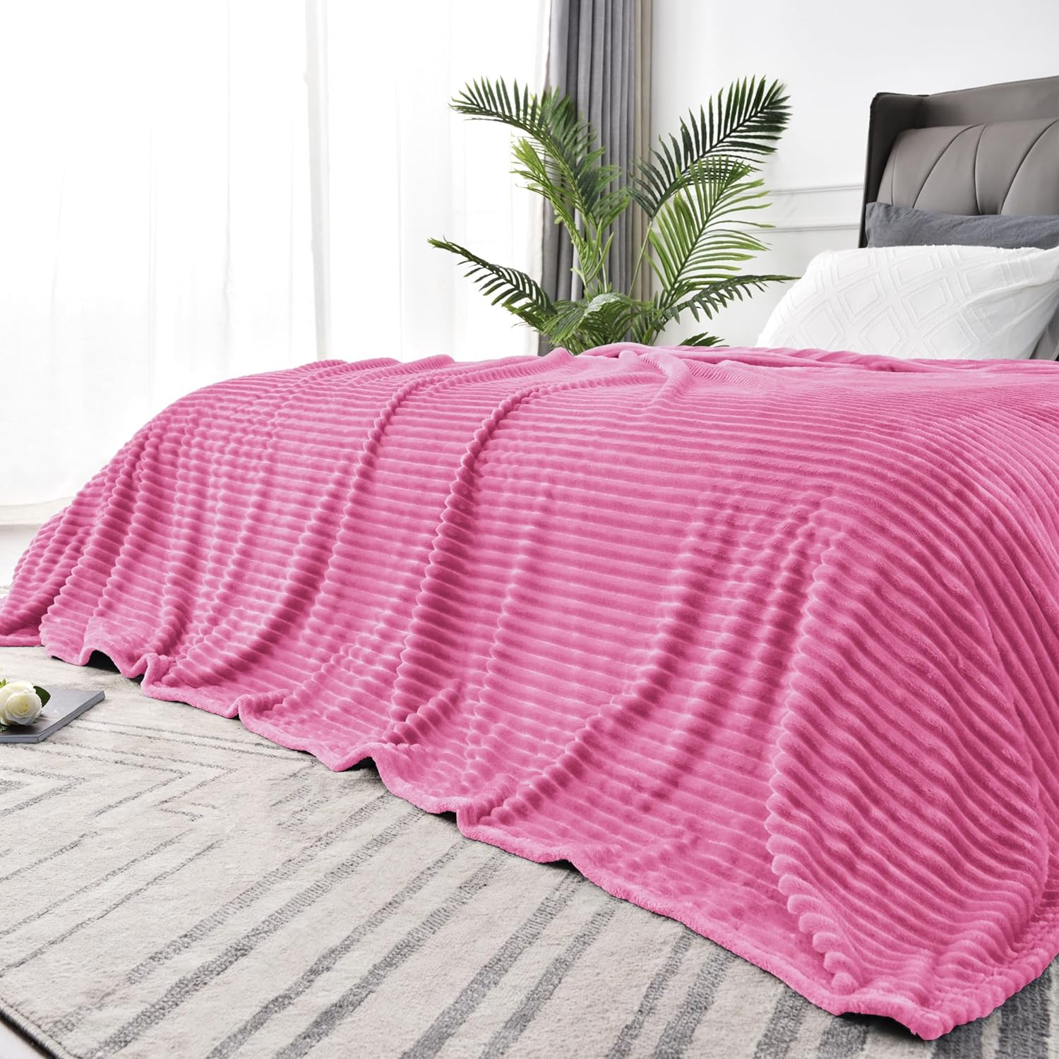 BEDELITE Fleece Blanket King Size  3D Ribbed Jacquard Soft and Warm Decorative Fuzzy Blankets  Cozy, Fluffy, Plush Lightweight Throw Blankets for Couch, Bed, Sofa(Hot Pink, 108x90 inches)