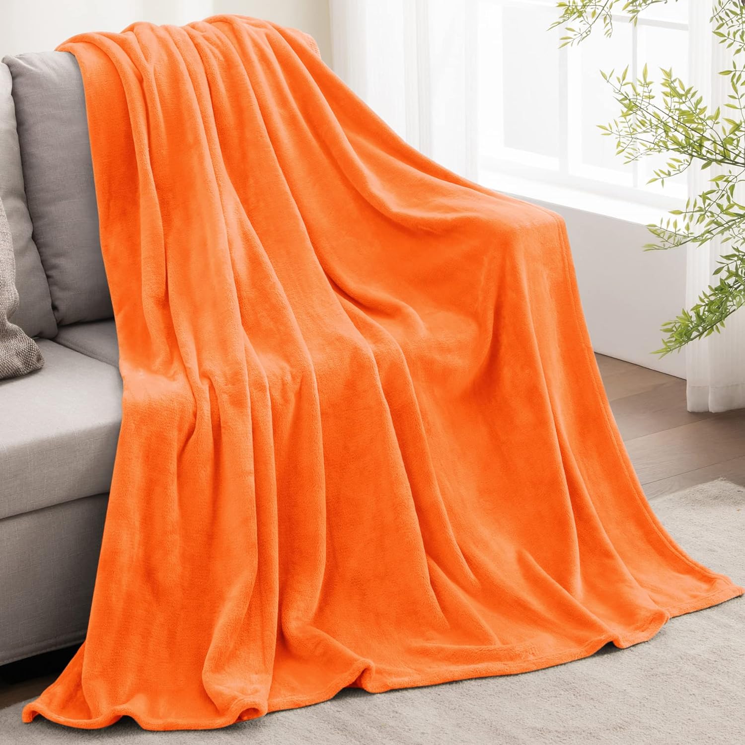 BEDELITE Fleece Blanket Twin Size Orange Throw Blanket for Couch & Bed, Plush Cozy Fuzzy Blanket, Super Soft & Warm Blankets for All Seasons