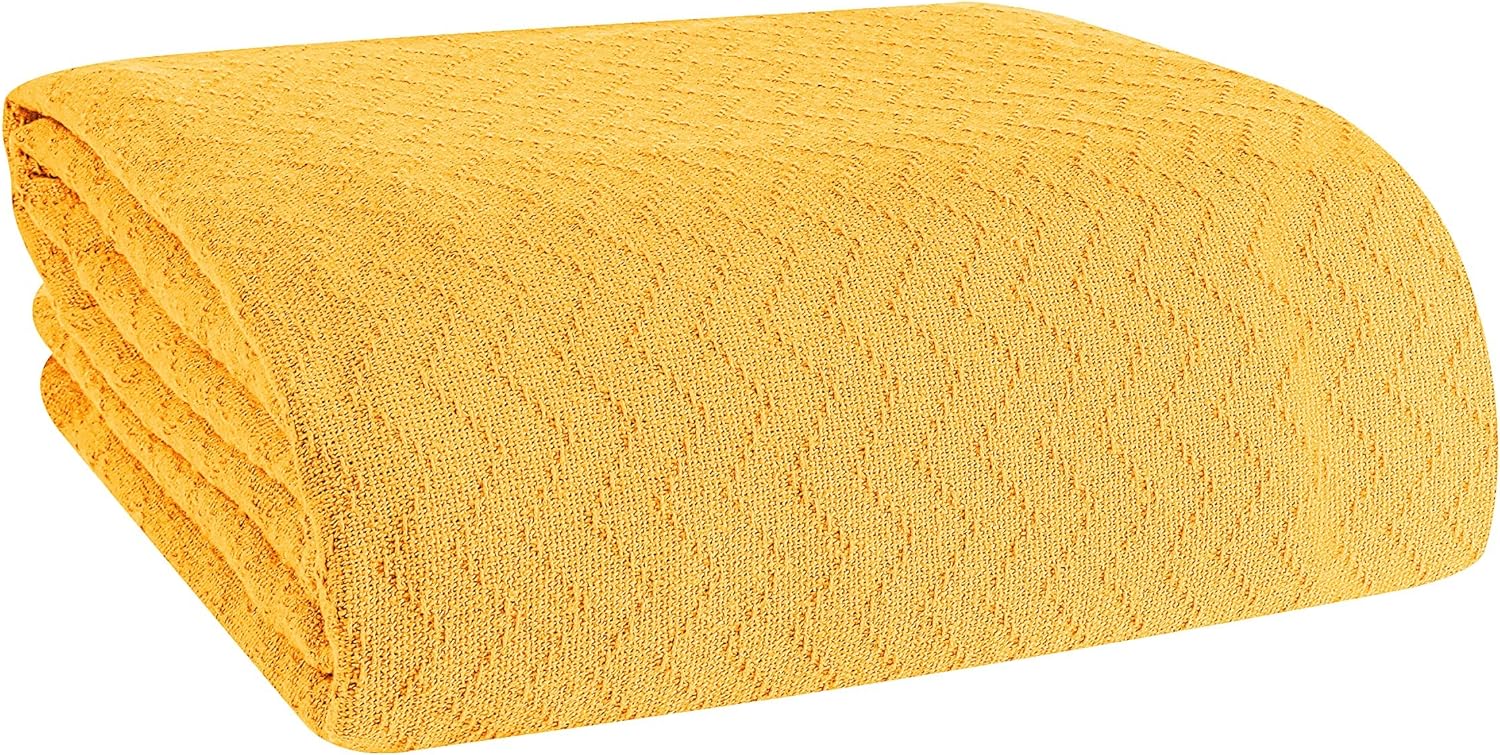 BELIZZI Home 100% Cotton Bed Blanket, Breathable Thermal Blanket King Size, Soft Chevron Thermal Blanket 90x102, Cotton Bed Blanket, Perfect for Layering Any Bed for All Season, Mustard Yellow