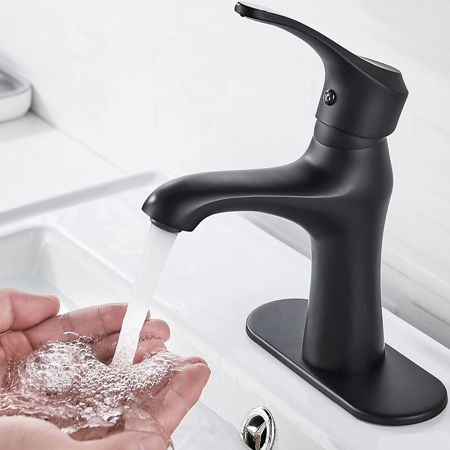 Black Bathroom Faucet Single Hole Bathroom Sink Faucet Matte Black Bathroom Faucet Single Handle Washbasin Faucet Modern RV 1 Hole Faucet