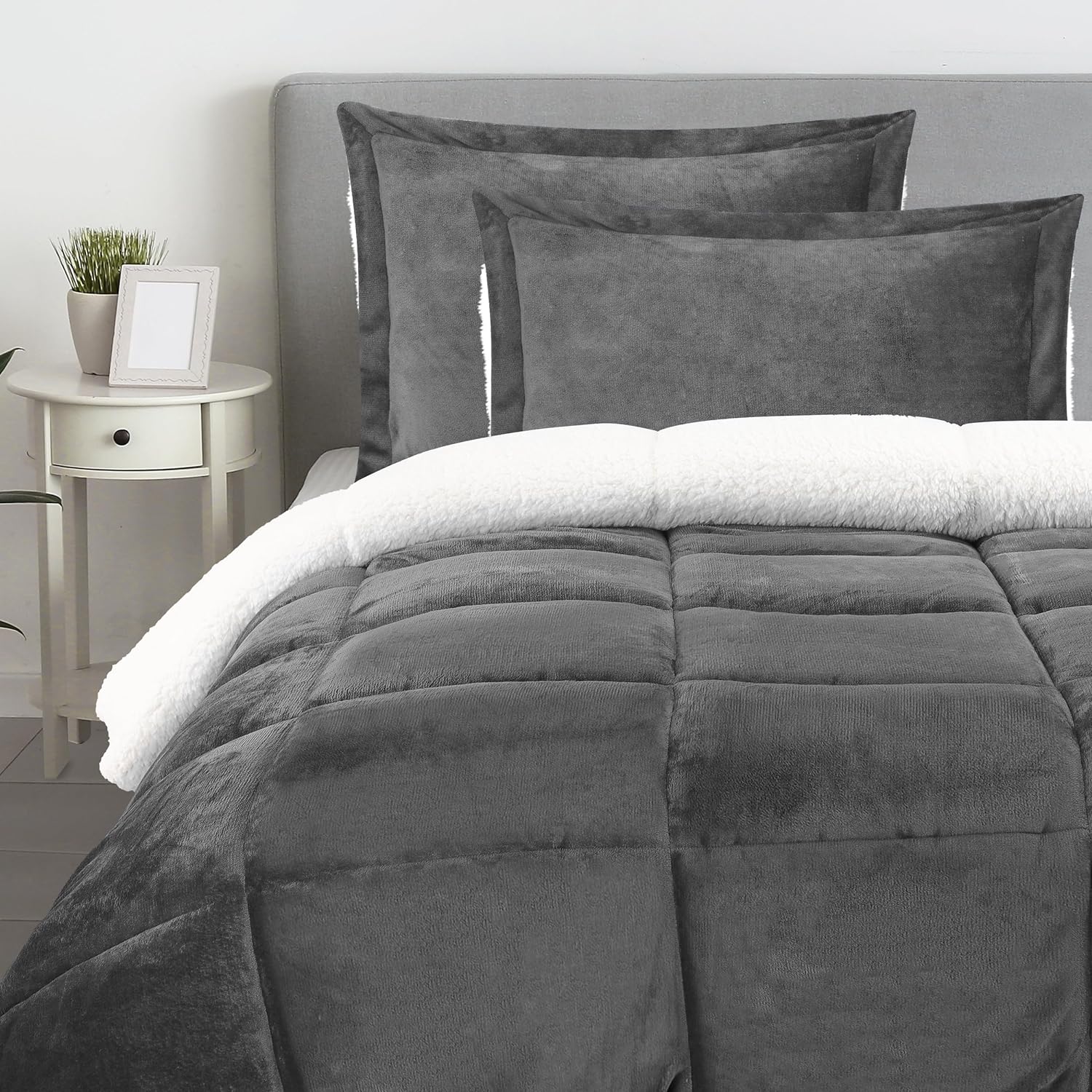 Utopia Bedding Micromink Sherpa Fleece Queen Comforter Set with 2 Pillow Shams, Plush and Warm Bedding Comforter Sets, Down Alternative Comforter, Ultra Soft and Cozy Comforter Set (Queen, Grey)