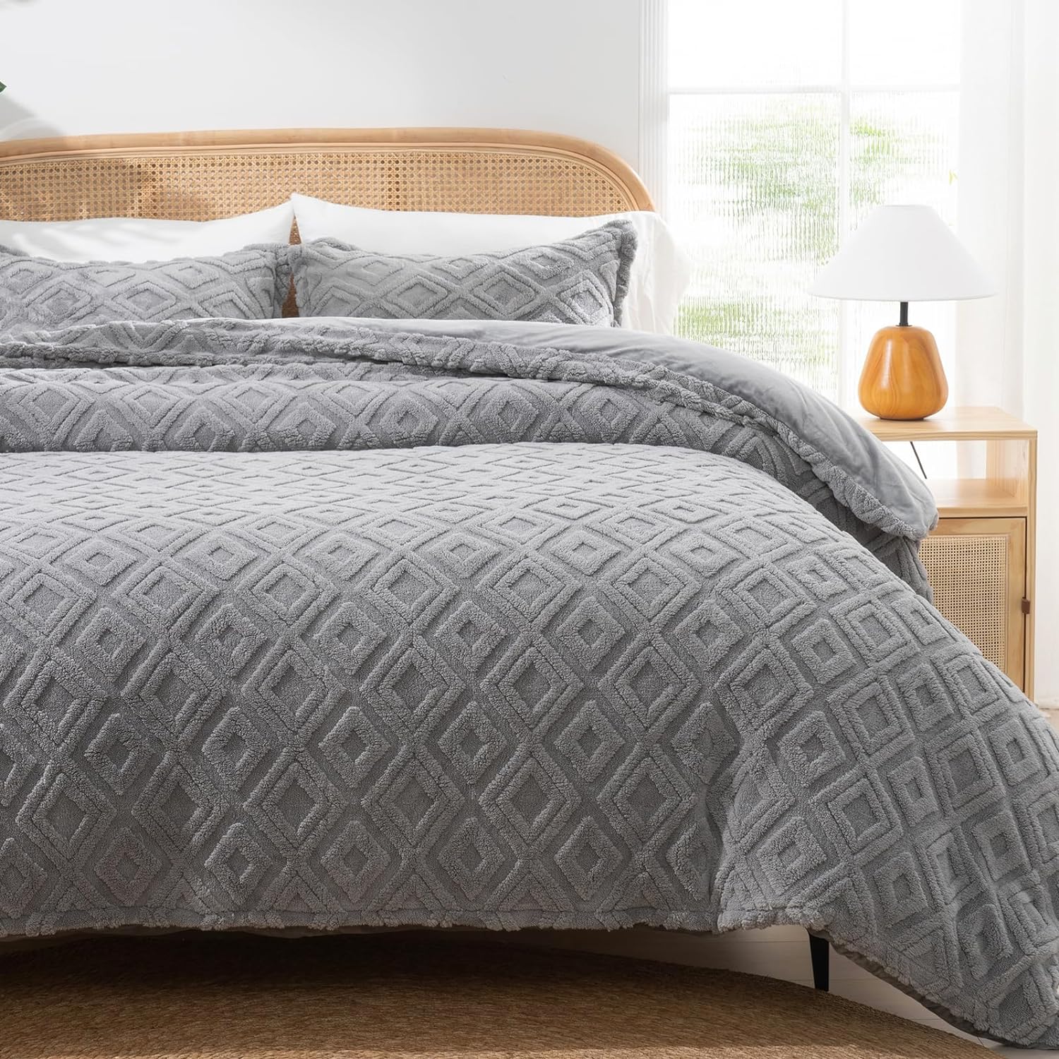 Jacquard Boho Sherpa Fluffy Duvet Cover Set, 3 Pieces Fuzzy Sherpa Duvet Comforter Cover Set Queen Size, 1 Bedding Duvet Cover with Zipper Closure & 2 Pillow Shams, Gray, 90 x 90