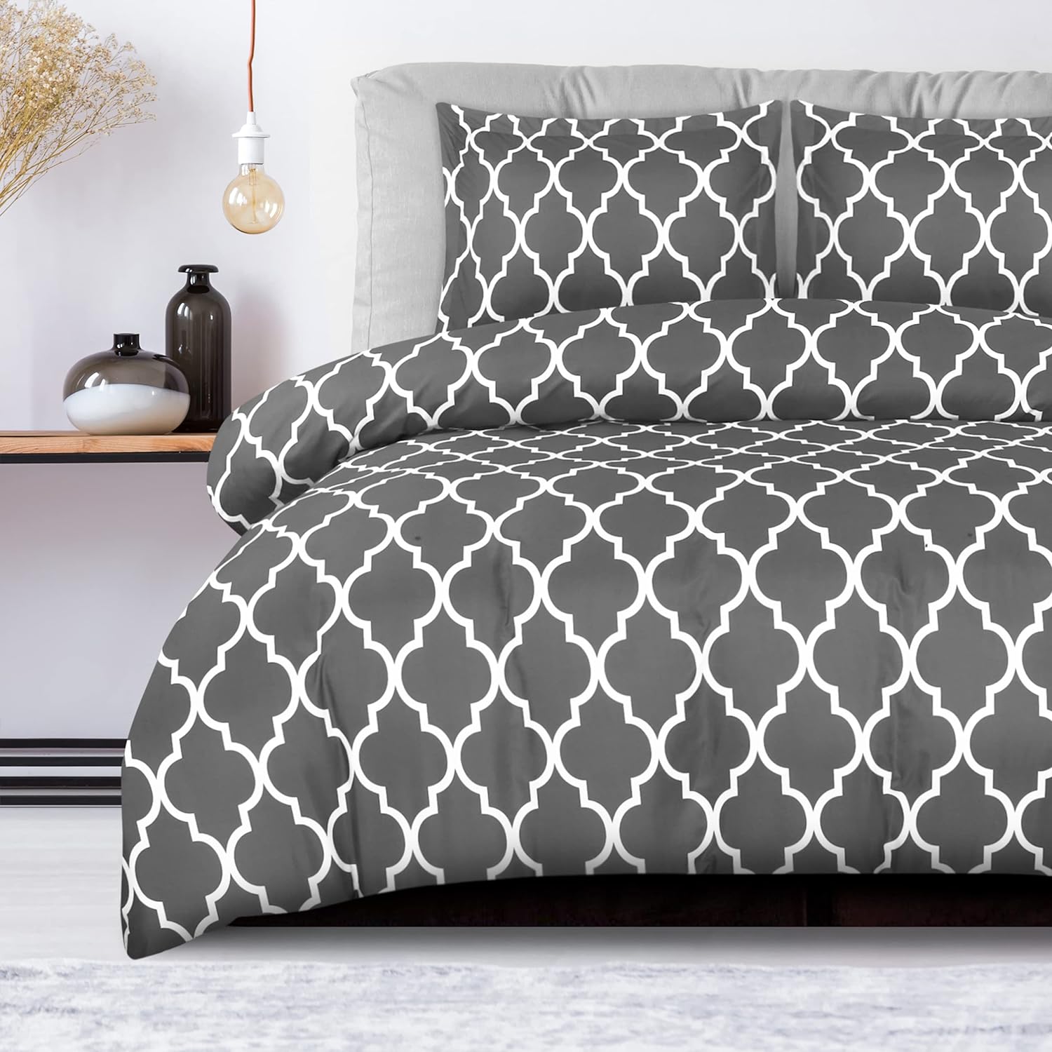 Utopia Bedding 1 Duvet Cover with 2 Pillow Shams - 3 Pieces Comforter Cover with Zipper Closure - Ultra Soft Brushed Microfiber, 90 X 90 Inches (Queen Size, Quatrefoil Grey)