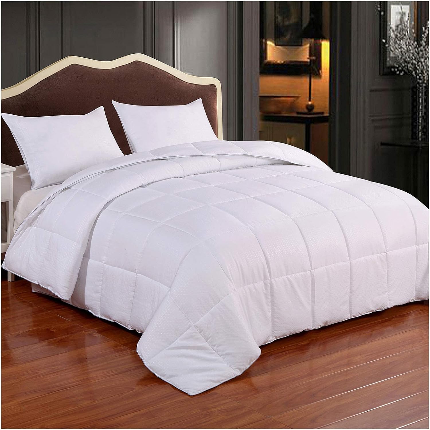 Homelike Moment Lightweight Queen Comforter - White Duvet Insert Down Alternative Bedding Comforter Queen Size, All Season Bed Comforter with Coner Tabs Soft Queen Full Size White Square Embossed