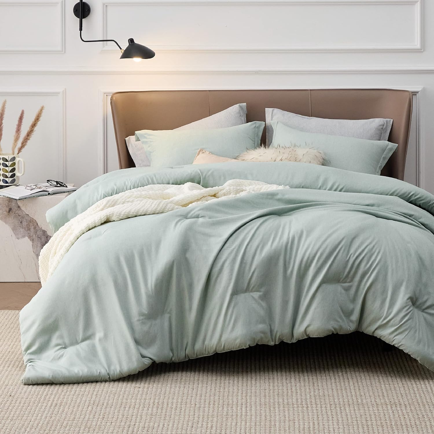 Bedsure Queen Comforter Set Kids - Sage Green Queen Size Comforter, Soft Bedding for All Seasons, Cationic Dyed Bedding Set, 3 Pieces, 1 Comforter (90x90) and 2 Pillow Shams (20x26 2)