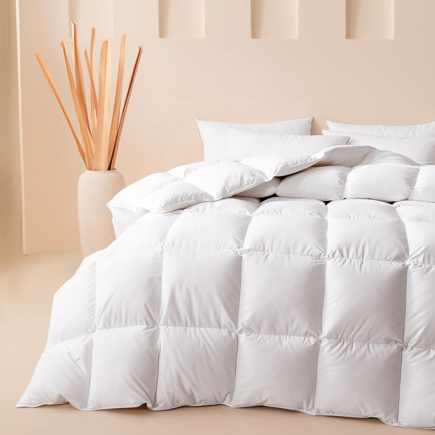 Cosybay Queen Goose Feather Down Comforter, Ultra Fluffy Down Duvet Insert Queen Size, All Season White 100% Cotton Cover Luxury Hotel Bed Comforter with Corner Tabs, 90x90