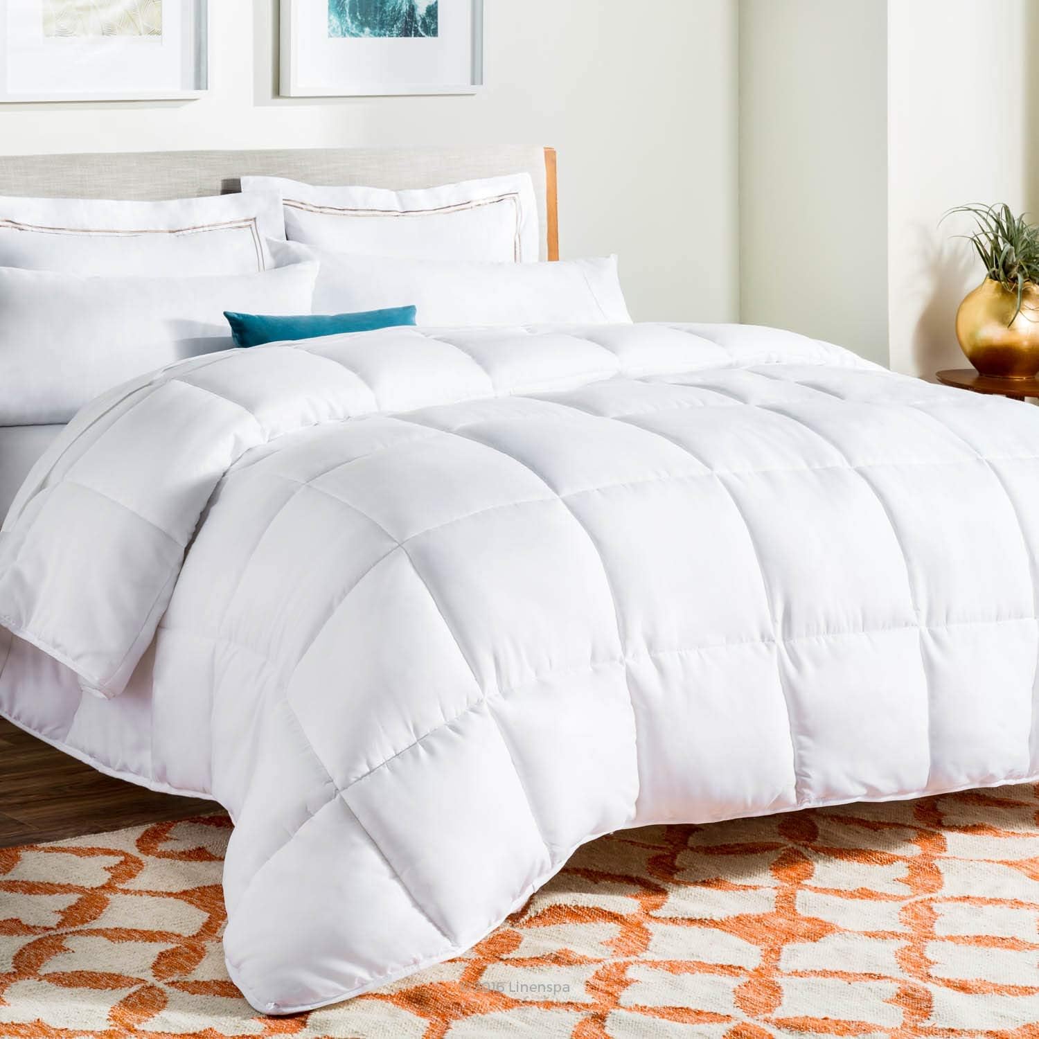 LINENSPA White Down Alternative Comforter and Duvet Insert - All-Season Comforter - Box Stitched Comforter - Bedding for Kids, Teens, and Adults - California King