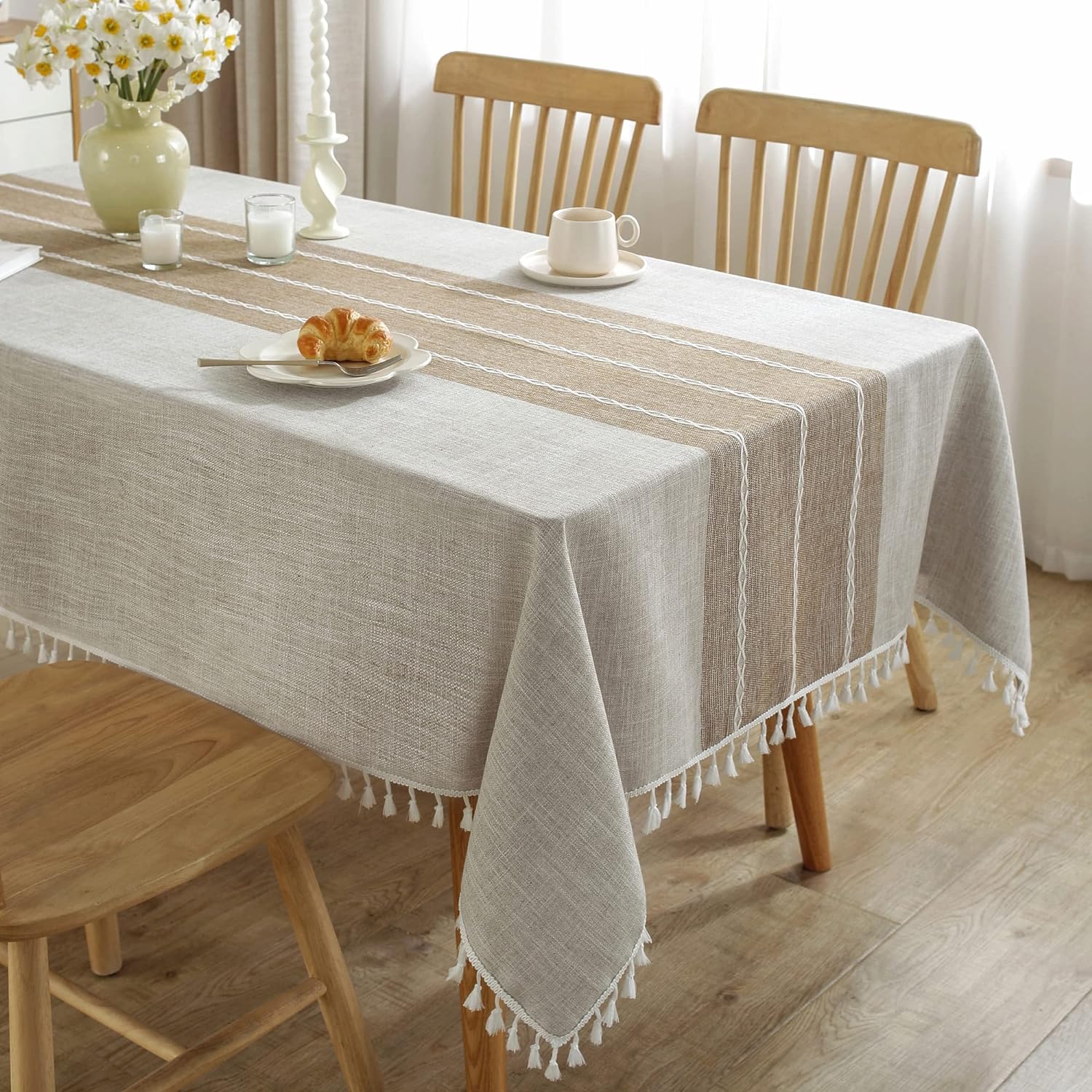 I ordered these for two 6' tables for a luncheon I was hosting and they are absolutely stunning! So beautiful, a nice heavy fabric that washes easily and doesn't wrinkle. I've used them several times since and I always get compliments.