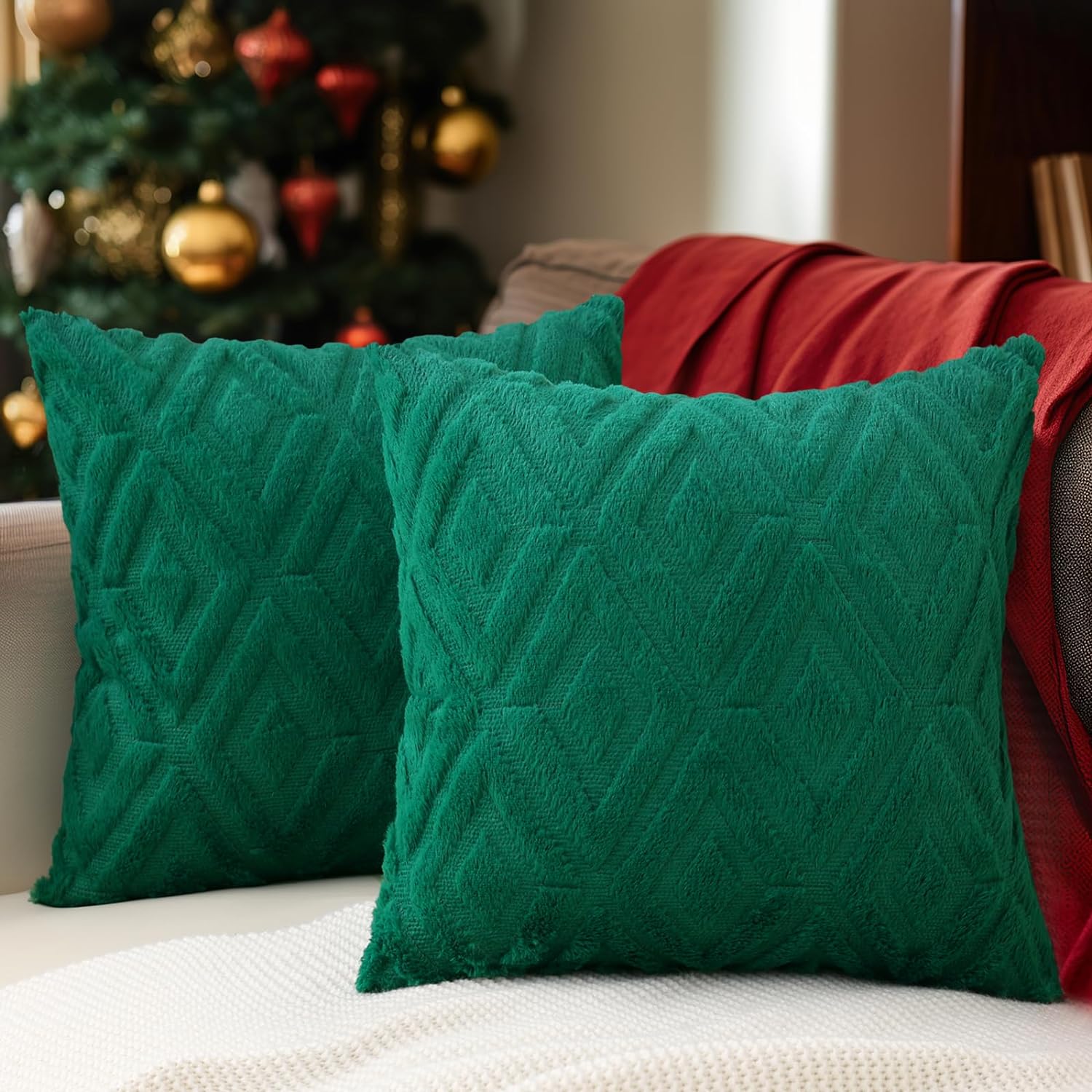 Soft Faux Fur Throw Pillow Covers 16x16 - Plush Short Wool Christmas Decorative Pillow Covers - Couch Sofa Pillow Covers for Living Room - with 3D Diamond Pattern - Set of 2 - Green