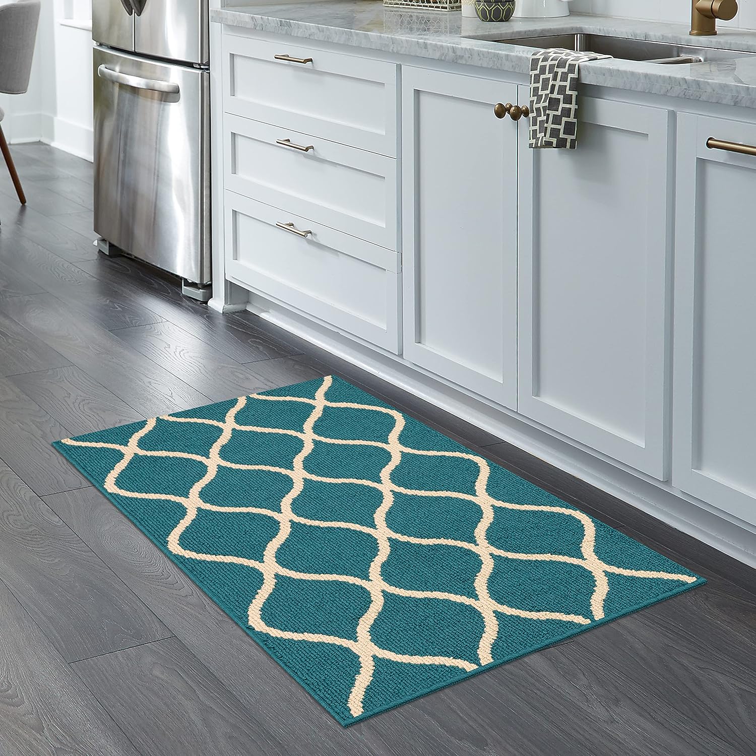 Maples Rugs Rebecca Contemporary Kitchen Rugs Non Skid Accent Area Carpet [Made in USA], 2'6 x 3'10, Teal/Sand